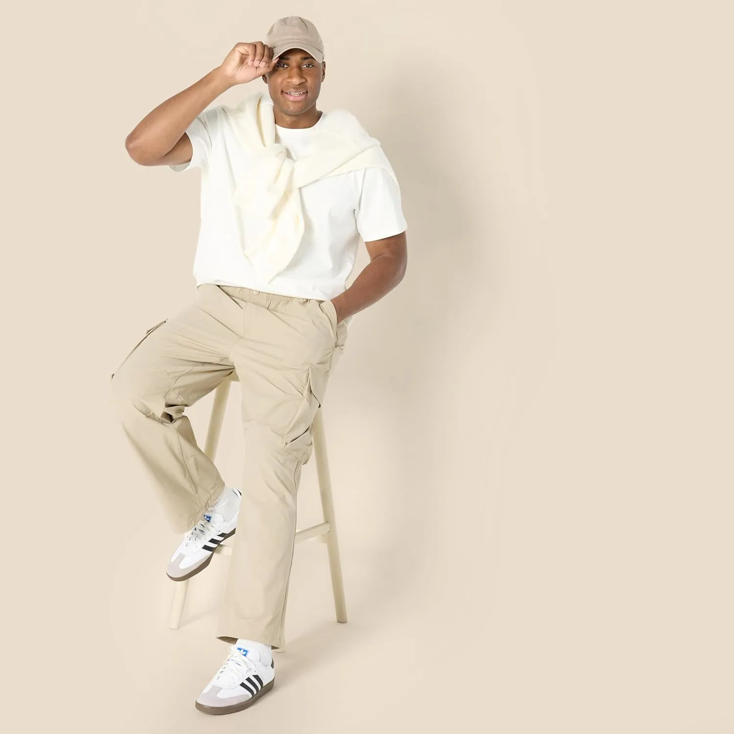 Amazon Essentials Men's Loose-Fit Lightweight Stretch Parachute Pant