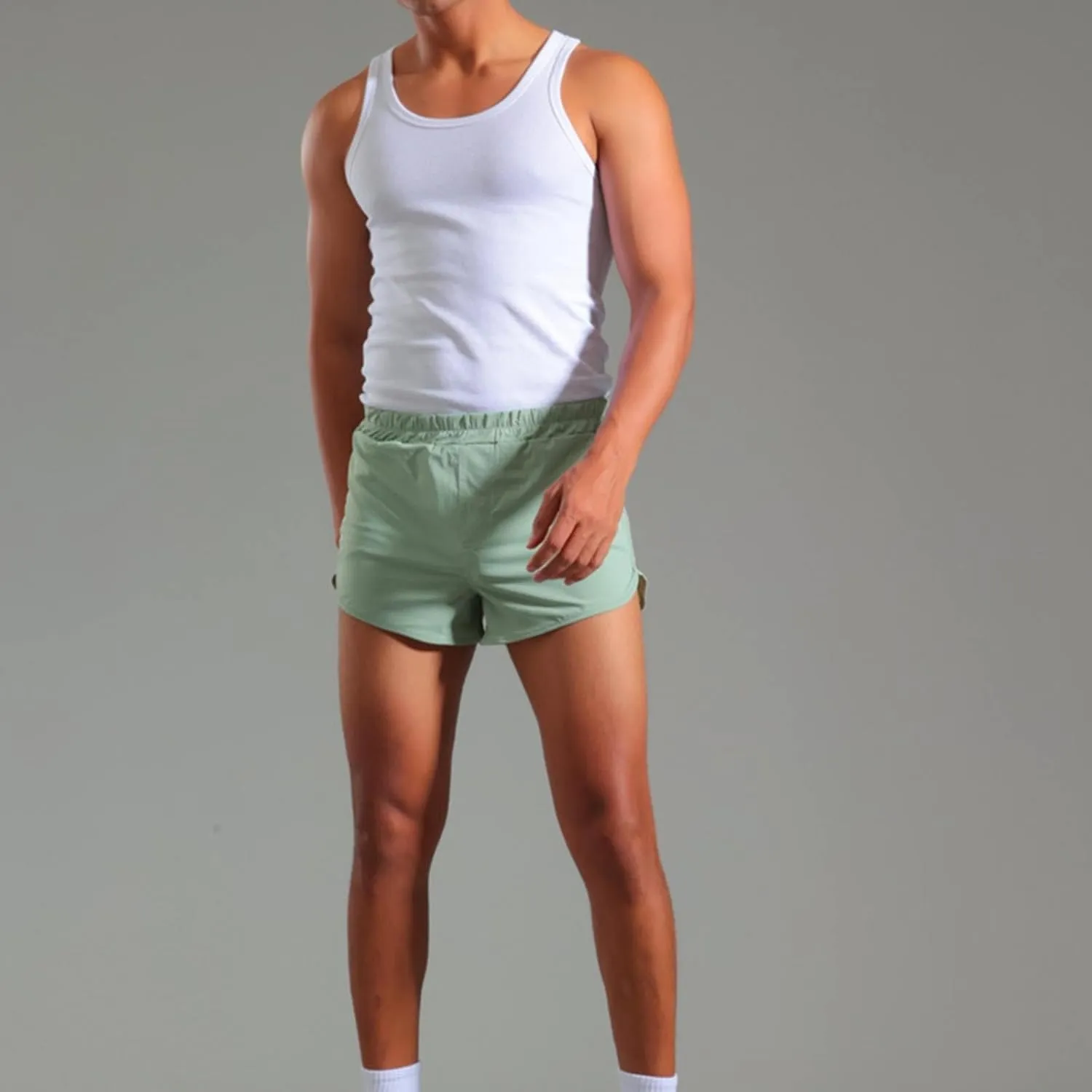 Men's Active Running Shorts Training Exercise Workout Shorts Quick Dry Gym Athletic Performance Shorts with Pockets