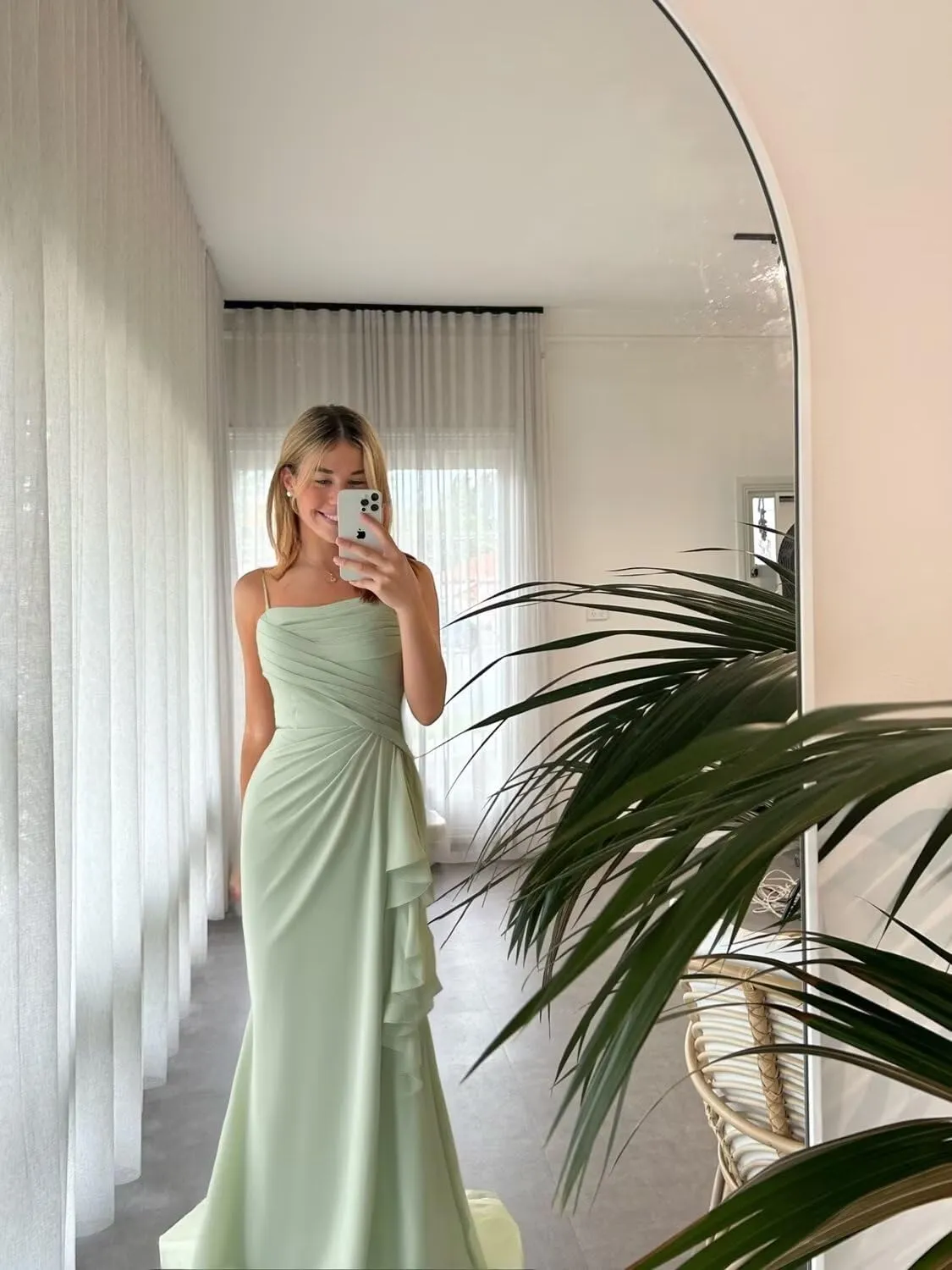MYDRESS Pleated Chiffon Bridesmaid Dresses for Wedding Spaghetti Straps Bodycon Ruffled Evening Formal Gown