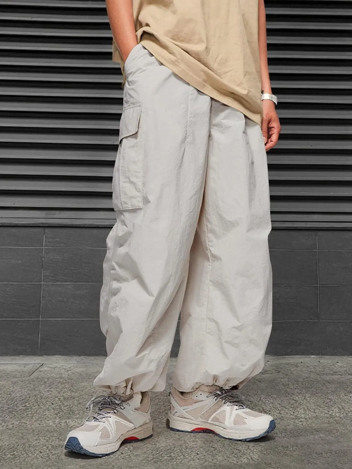 OYOANGLE Men's Baggy Cargo Pants Flap Pocket Trendy Loose Fit Harem Jogger Pants