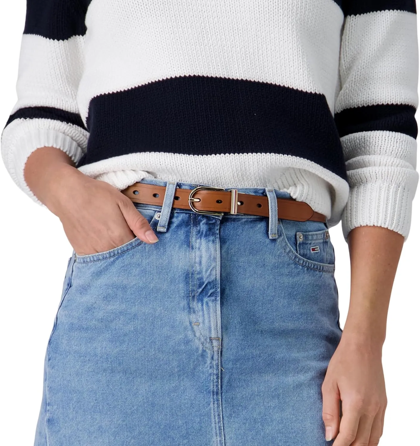 Tommy Hilfiger Women's Two-in-one Reversible Slim Width Casual Leather Belt for Jeans, Trousers and Dresses